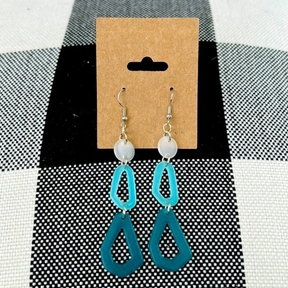 Blue earrings - Picture 1 of 1